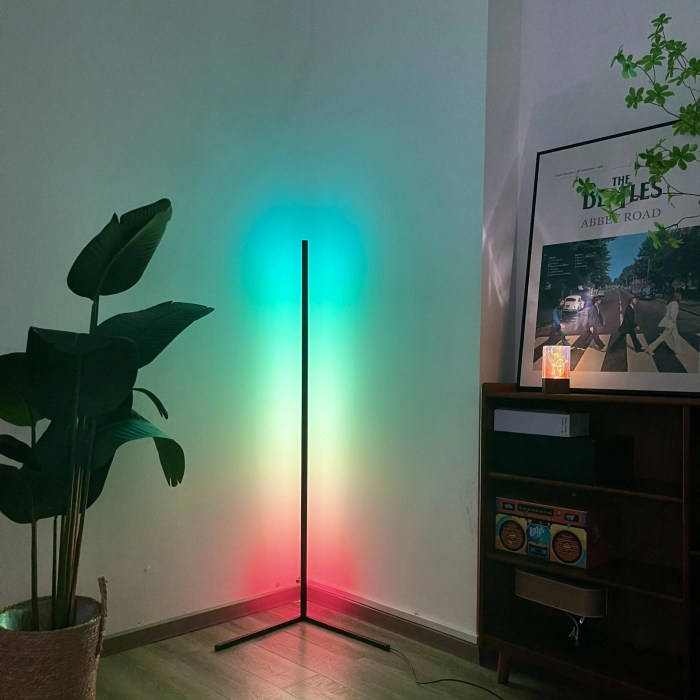 Lampe säule wohnzimmer